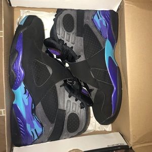 Air Jordan 8
